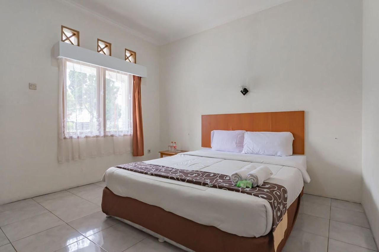 Hotel Puspa Sari Redpartner Ciater Exterior photo