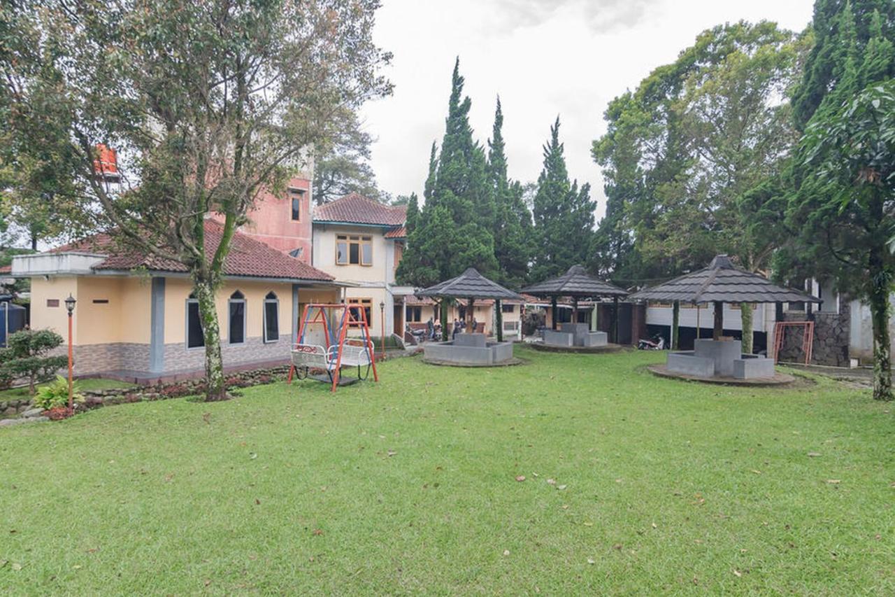 Hotel Puspa Sari Redpartner Ciater Exterior photo
