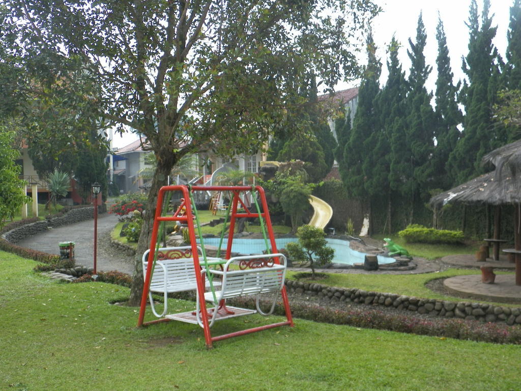 Hotel Puspa Sari Redpartner Ciater Exterior photo