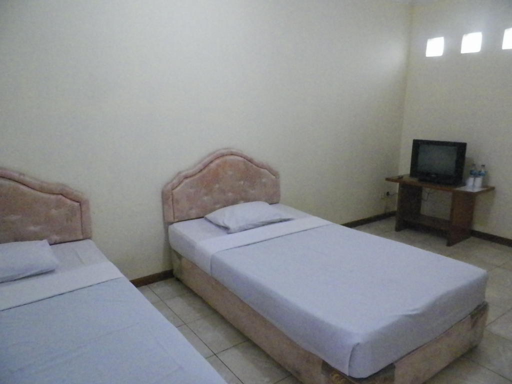 Hotel Puspa Sari Redpartner Ciater Room photo
