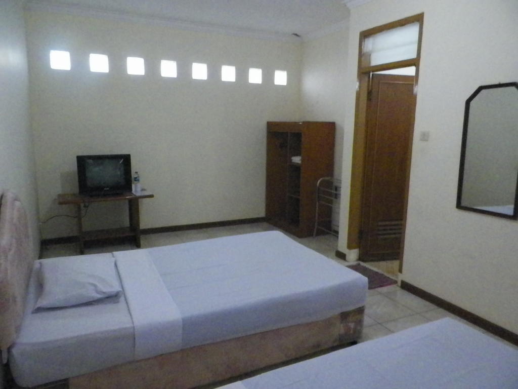 Hotel Puspa Sari Redpartner Ciater Room photo